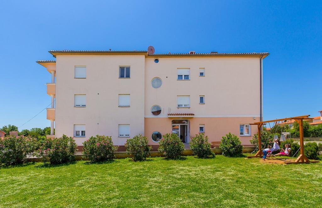 מדולין Apartments Cukon מראה חיצוני תמונה