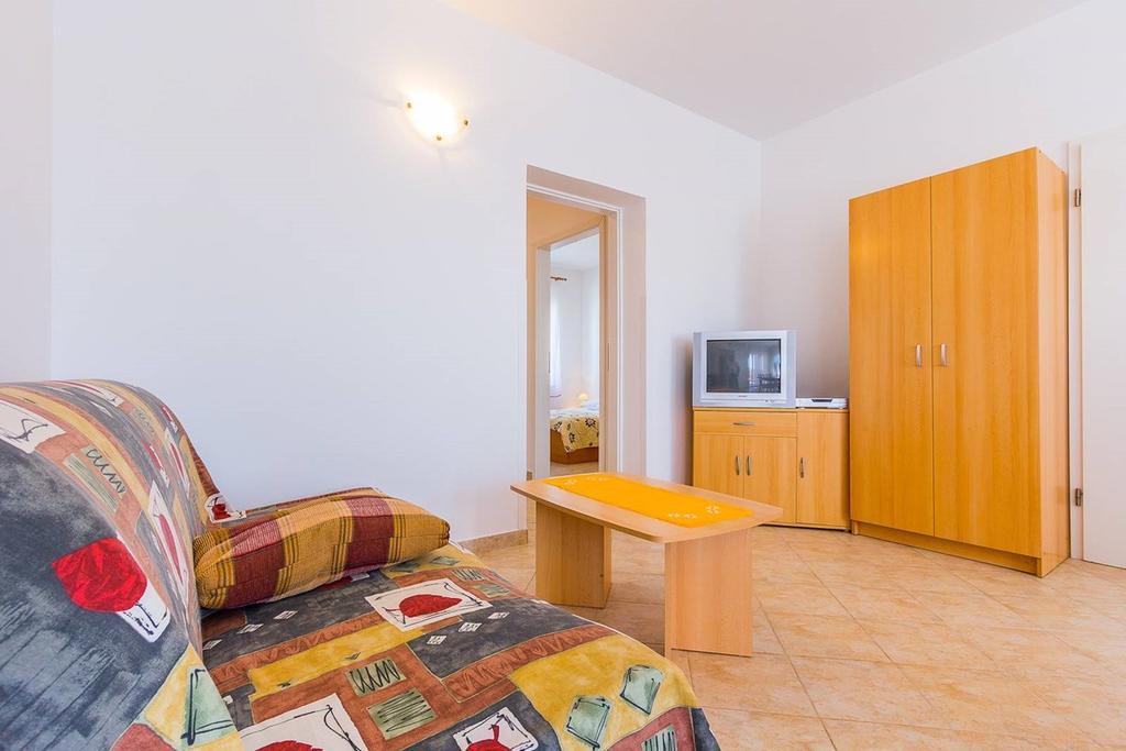 מדולין Apartments Cukon מראה חיצוני תמונה