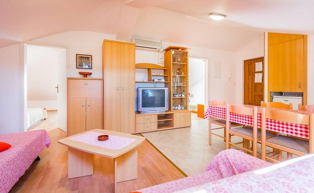 מדולין Apartments Cukon מראה חיצוני תמונה